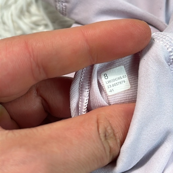 Lululemon SmoothCover Yoga Bra *Light Support, B/C Cup Meadowsweet Pink - Picture 3 of 4